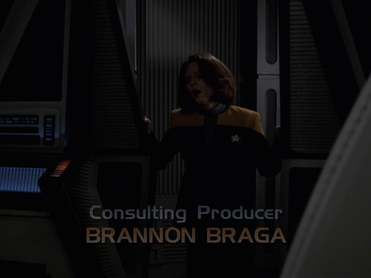 extant_StarTrek_VOY_7x24-RenaissanceMan_0377.jpg