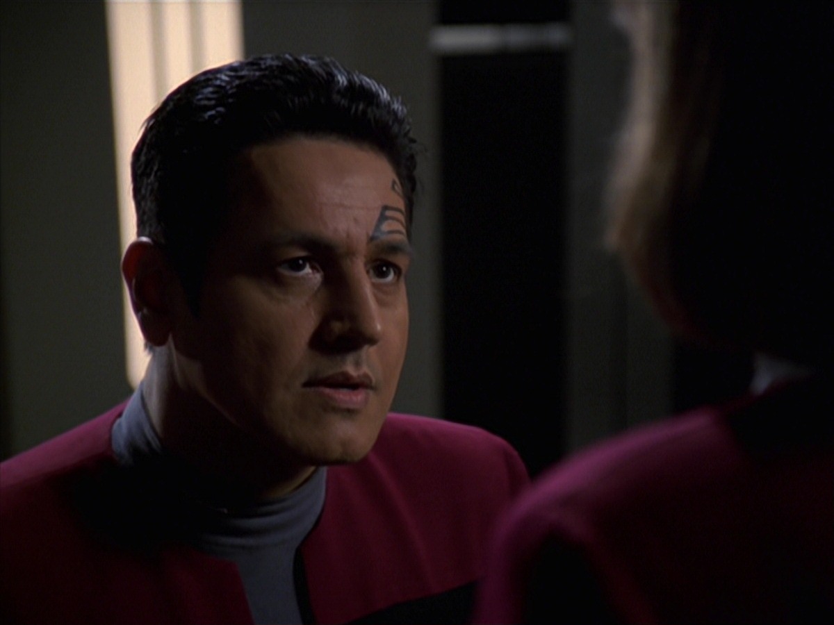 extant_StarTrek_VOY_7x24-RenaissanceMan_0593.jpg