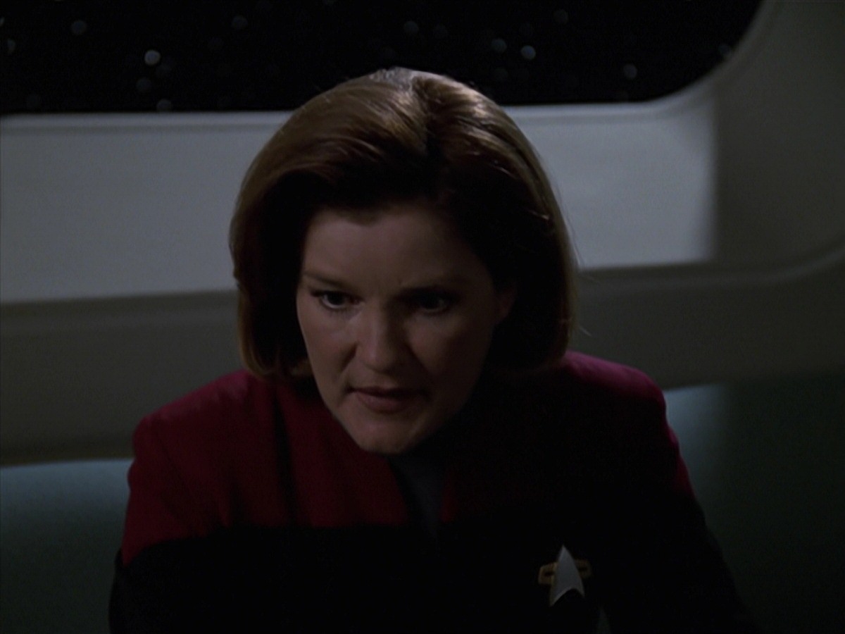 extant_StarTrek_VOY_7x24-RenaissanceMan_0629.jpg