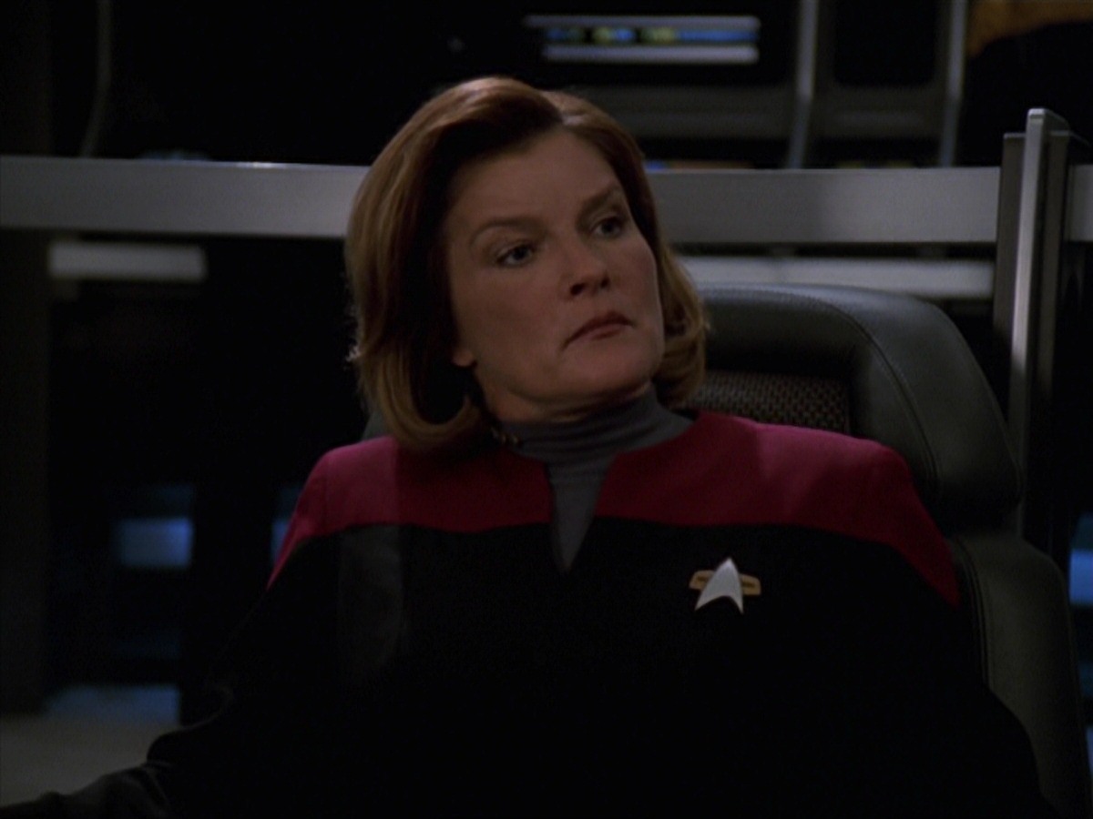 extant_StarTrek_VOY_7x24-RenaissanceMan_0799.jpg