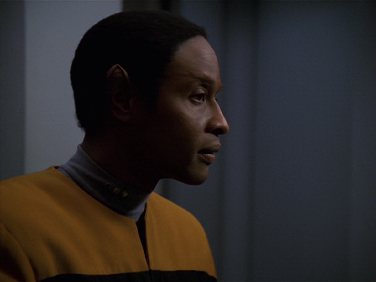 extant_StarTrek_VOY_7x24-RenaissanceMan_0841.jpg