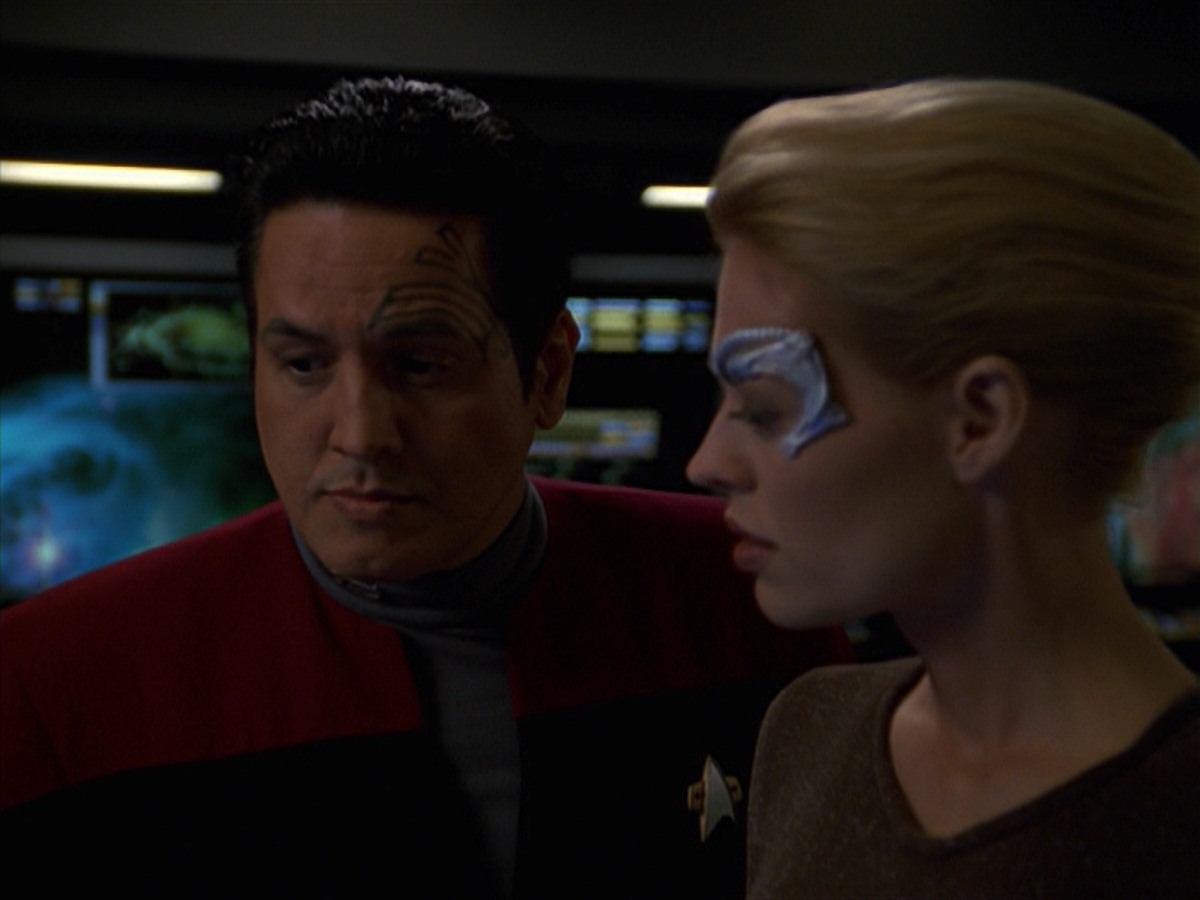 extant_StarTrek_VOY_7x24-RenaissanceMan_0979.jpg
