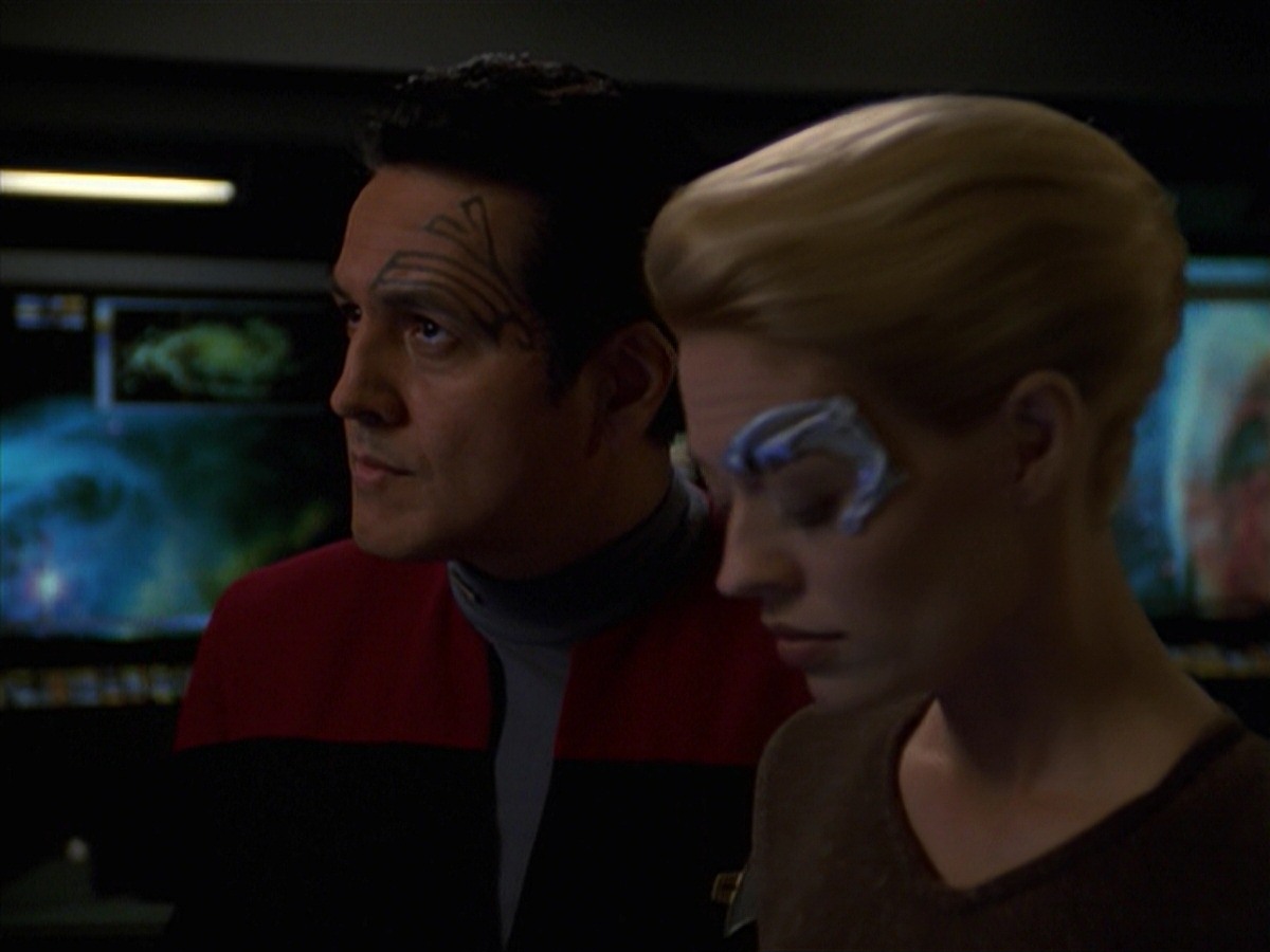extant_StarTrek_VOY_7x24-RenaissanceMan_0993.jpg