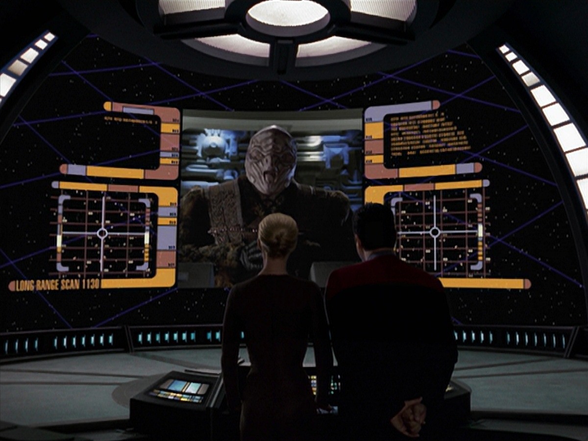 extant_StarTrek_VOY_7x24-RenaissanceMan_1001.jpg
