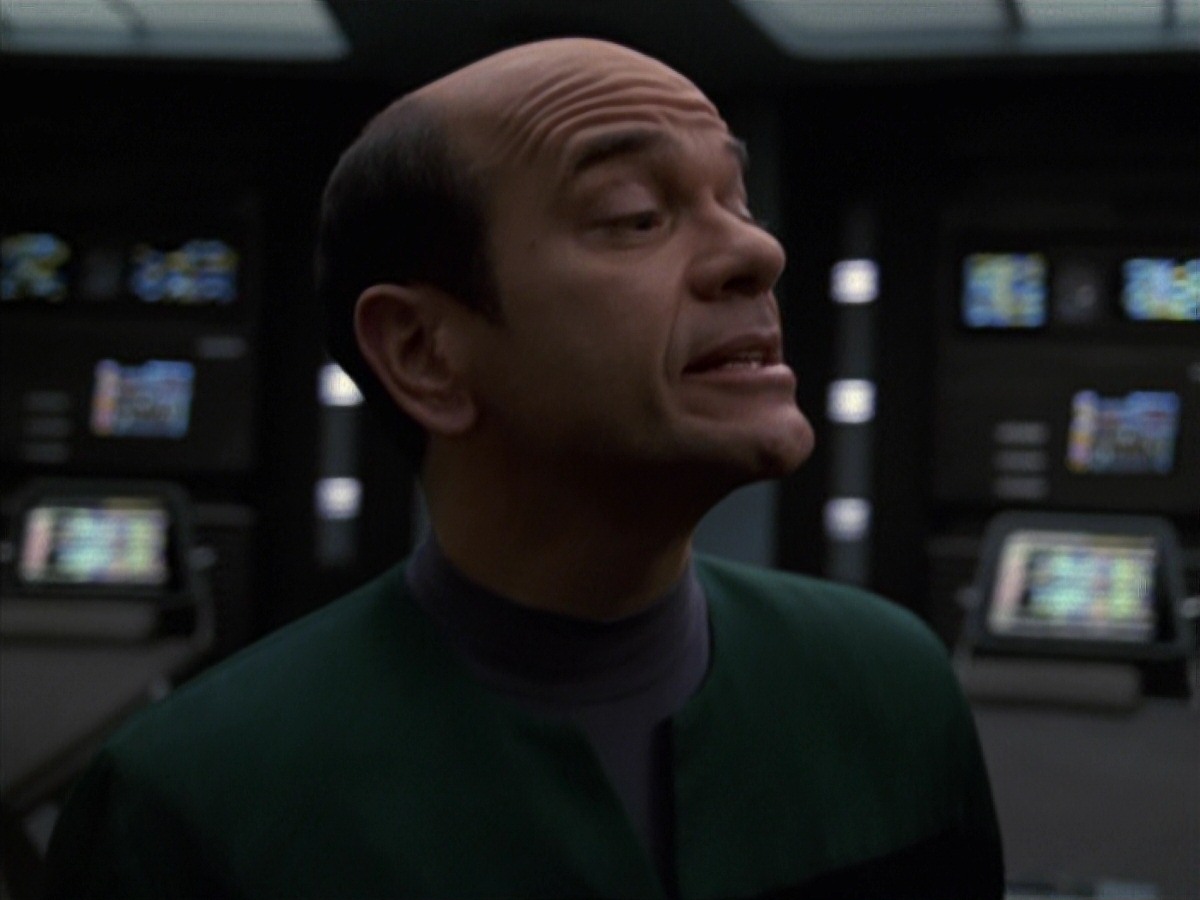 extant_StarTrek_VOY_7x24-RenaissanceMan_1062.jpg