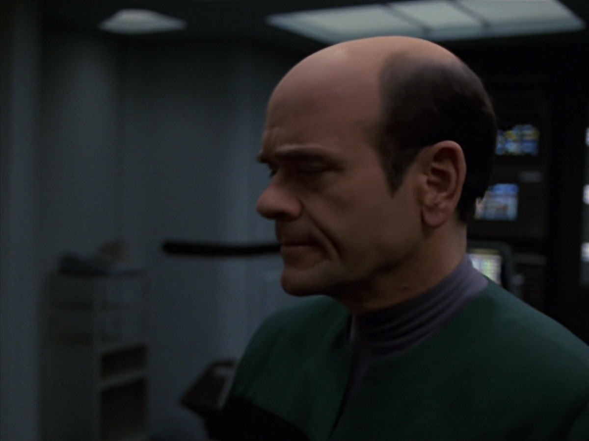 extant_StarTrek_VOY_7x24-RenaissanceMan_1072.jpg