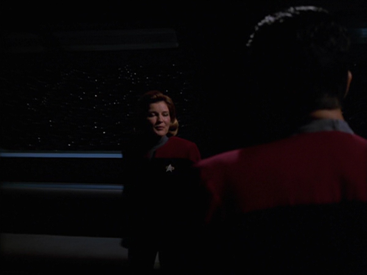 extant_StarTrek_VOY_7x24-RenaissanceMan_1102.jpg