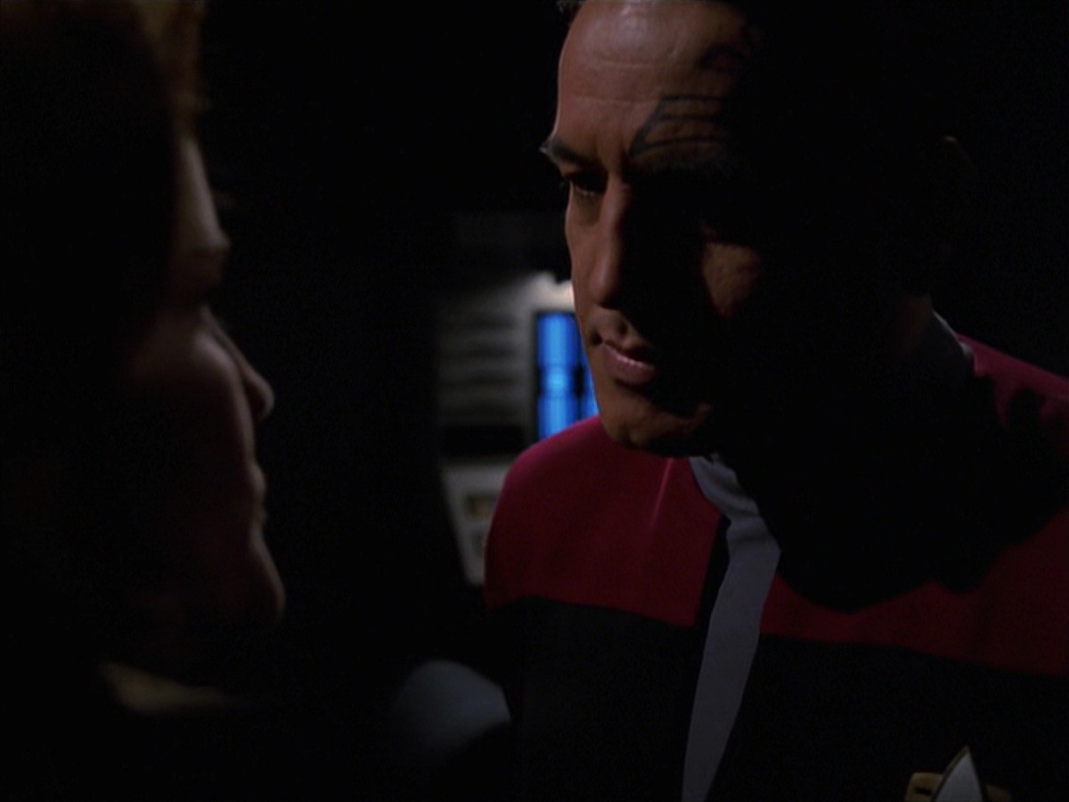 extant_StarTrek_VOY_7x24-RenaissanceMan_1115.jpg