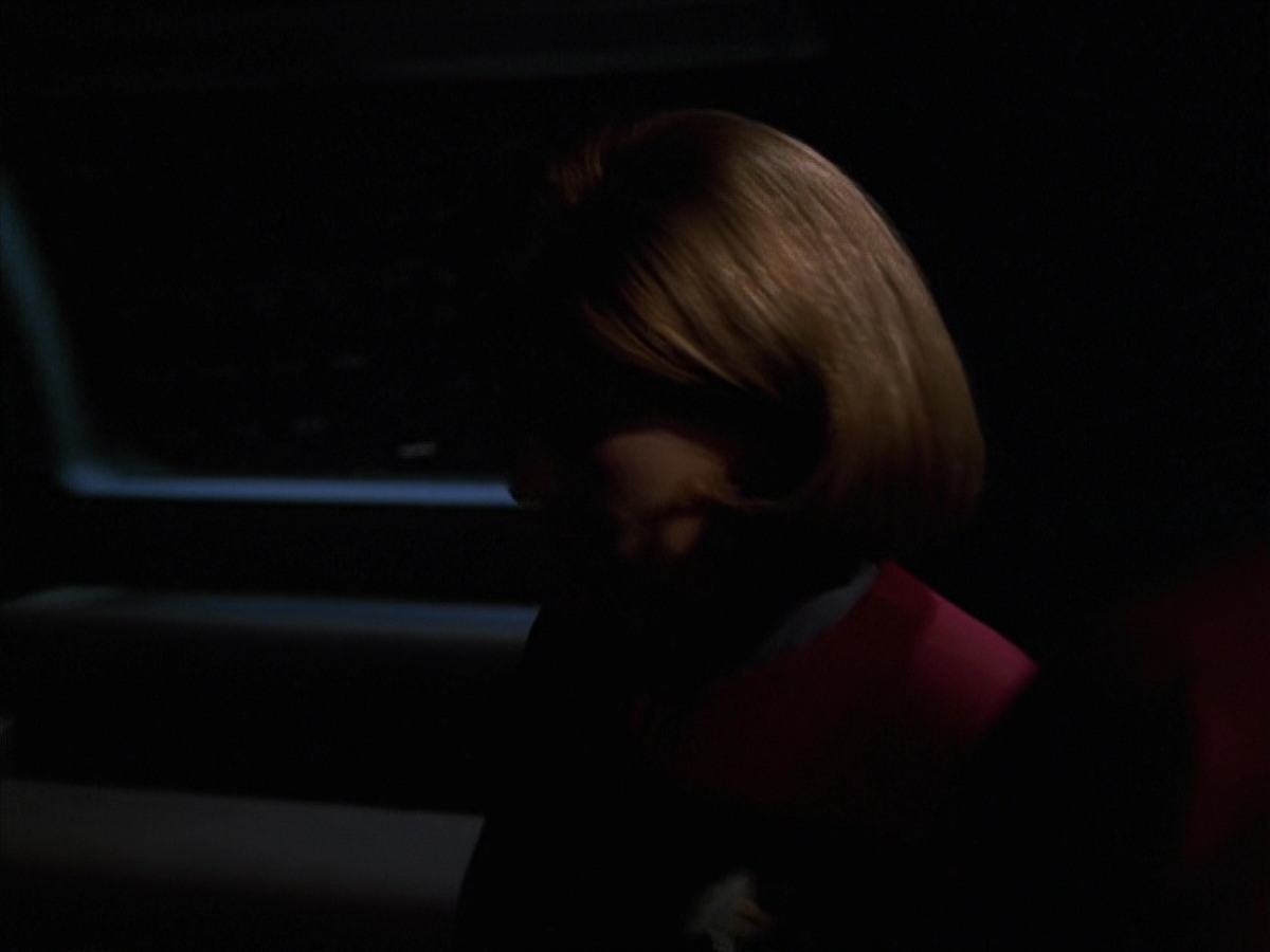 extant_StarTrek_VOY_7x24-RenaissanceMan_1125.jpg