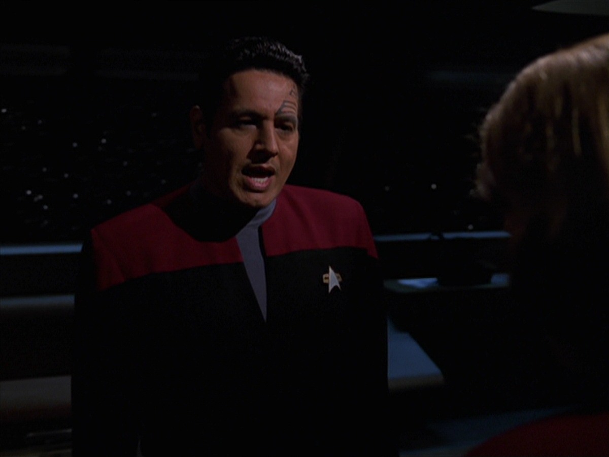 extant_StarTrek_VOY_7x24-RenaissanceMan_1138.jpg