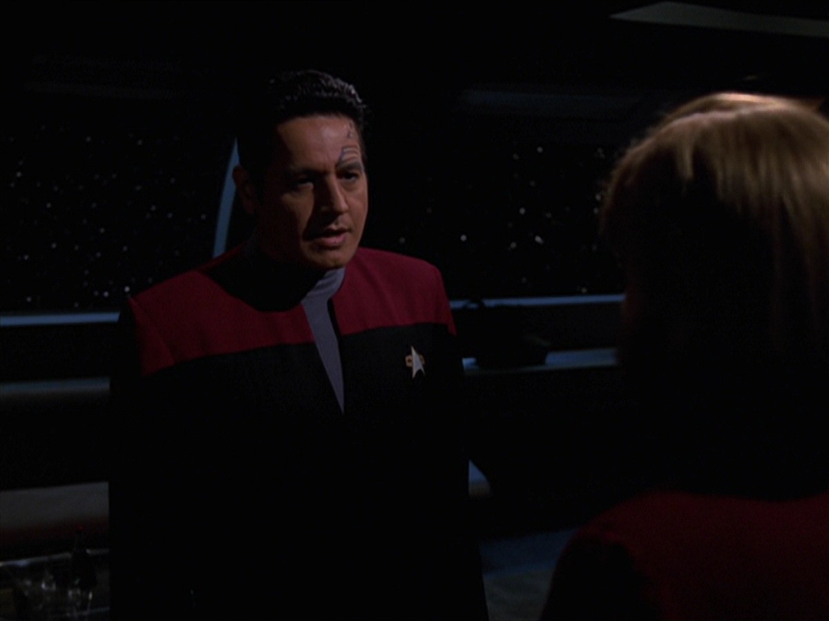 extant_StarTrek_VOY_7x24-RenaissanceMan_1145.jpg