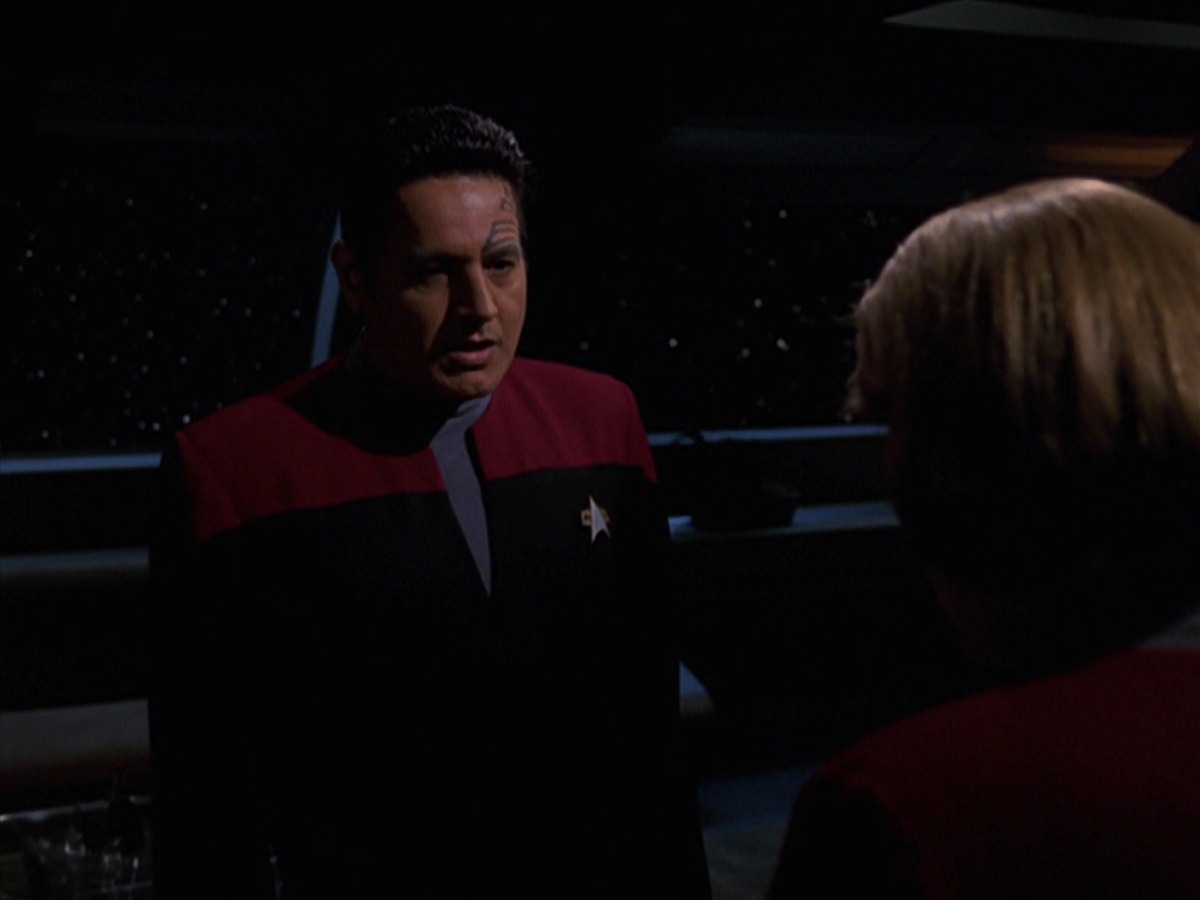 extant_StarTrek_VOY_7x24-RenaissanceMan_1148.jpg