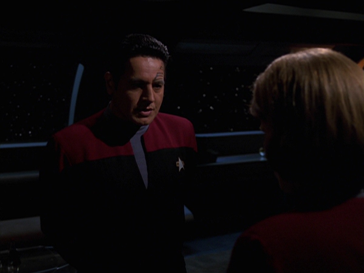 extant_StarTrek_VOY_7x24-RenaissanceMan_1155.jpg