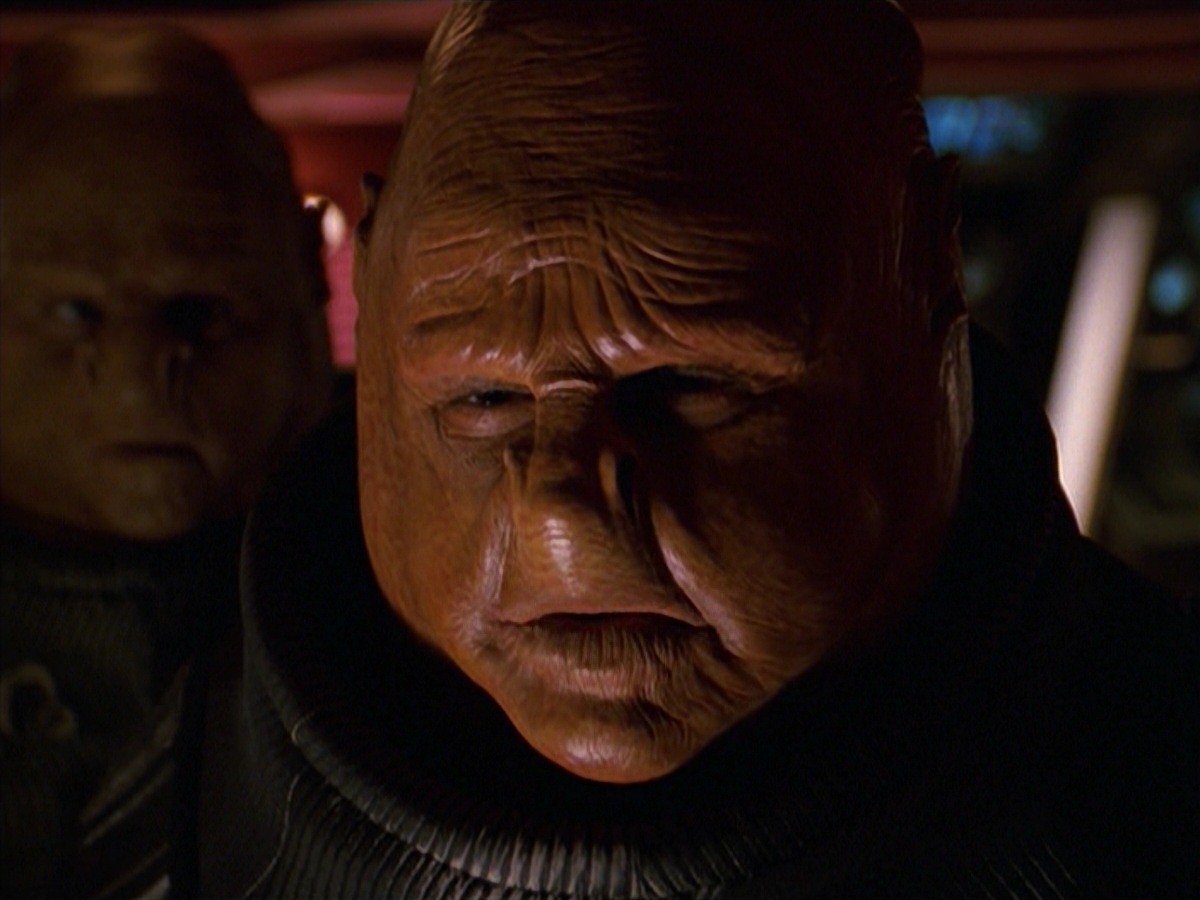 extant_StarTrek_VOY_7x24-RenaissanceMan_1337.jpg