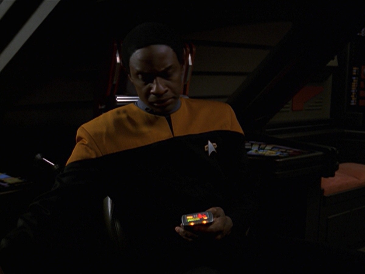 extant_StarTrek_VOY_7x24-RenaissanceMan_1437.jpg