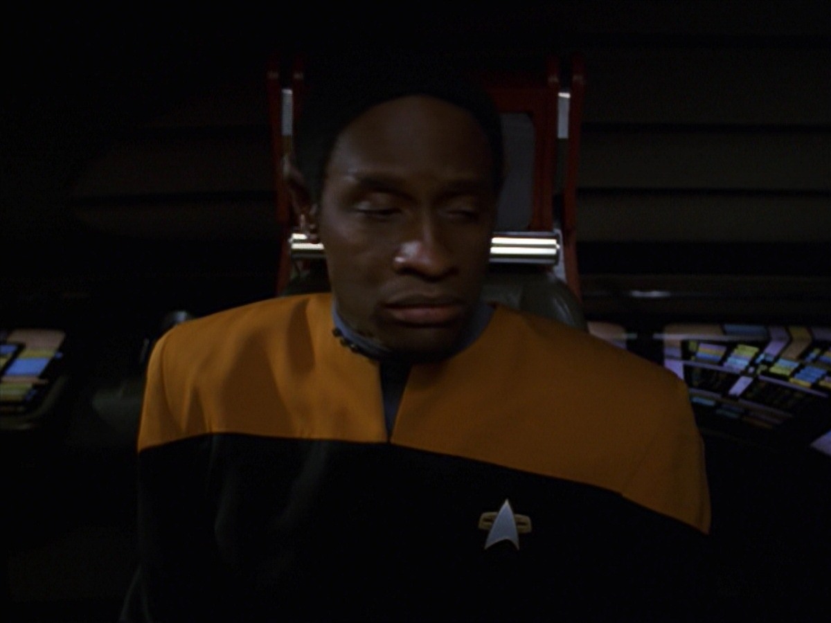 extant_StarTrek_VOY_7x24-RenaissanceMan_1456.jpg