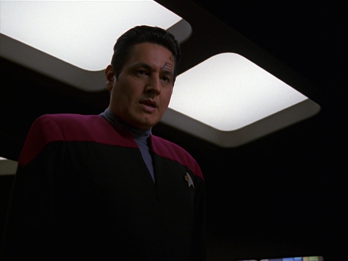 extant_StarTrek_VOY_7x24-RenaissanceMan_1474.jpg