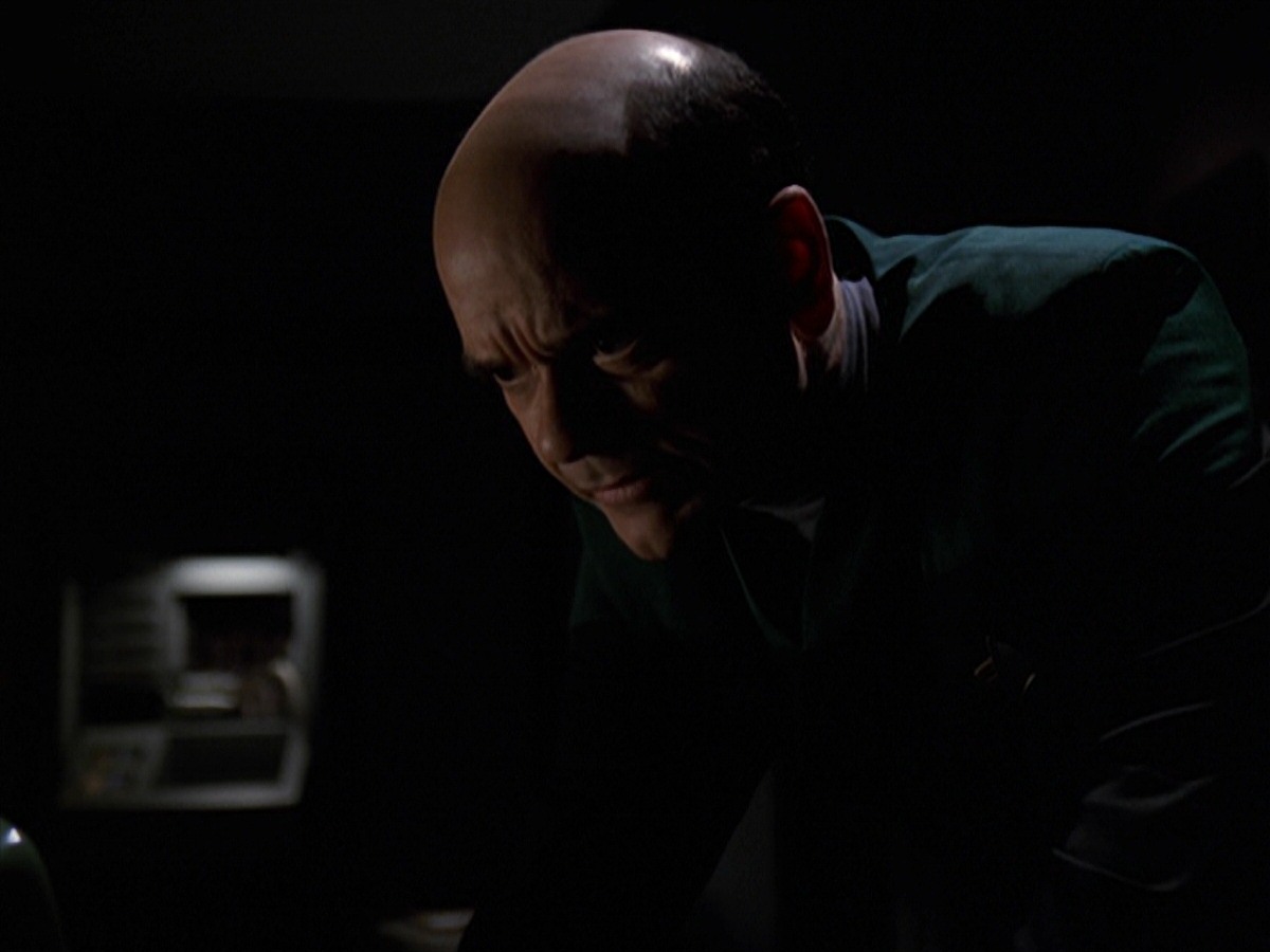 extant_StarTrek_VOY_7x24-RenaissanceMan_1659.jpg