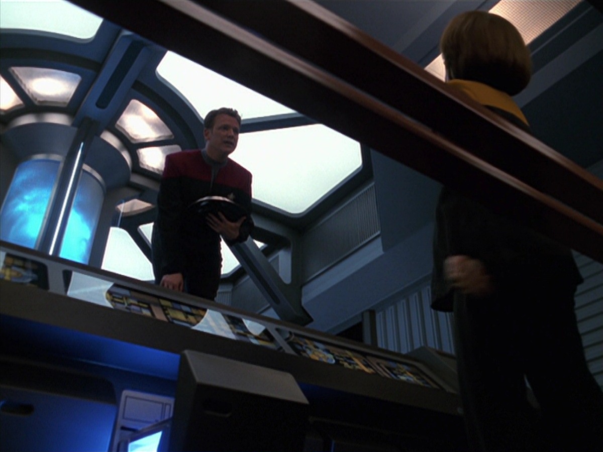 extant_StarTrek_VOY_7x24-RenaissanceMan_1780.jpg