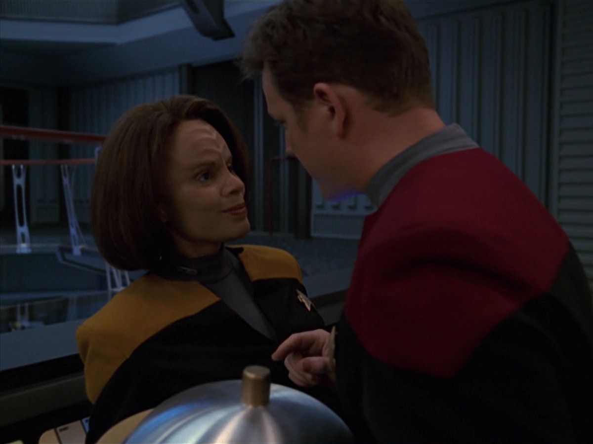 extant_StarTrek_VOY_7x24-RenaissanceMan_1844.jpg