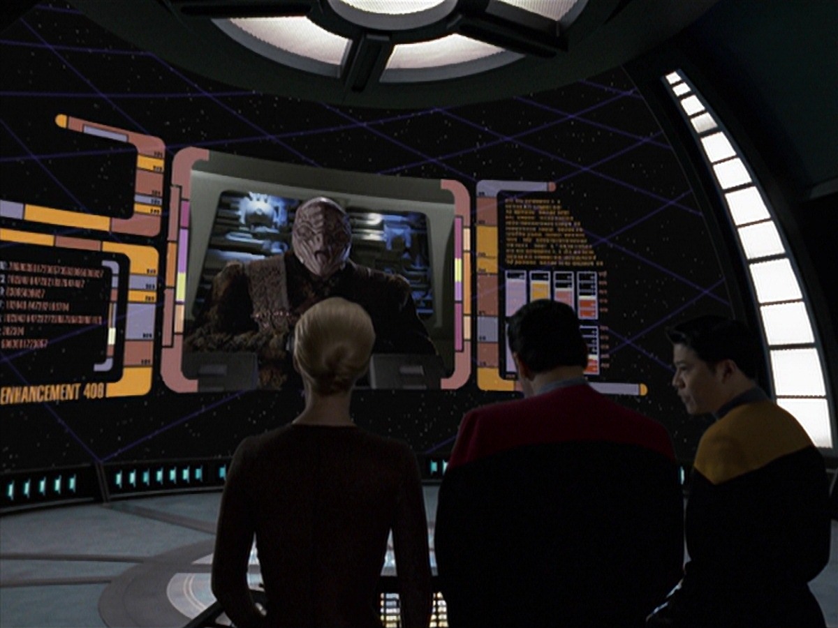 extant_StarTrek_VOY_7x24-RenaissanceMan_1904.jpg