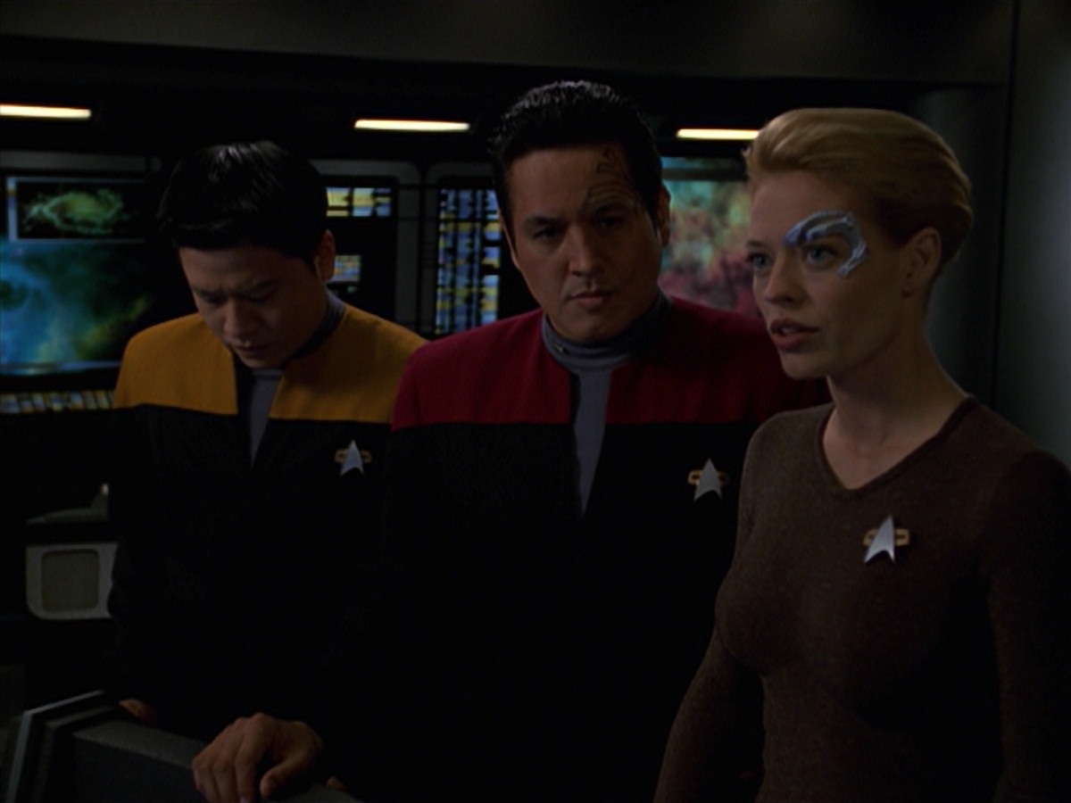 extant_StarTrek_VOY_7x24-RenaissanceMan_1911.jpg
