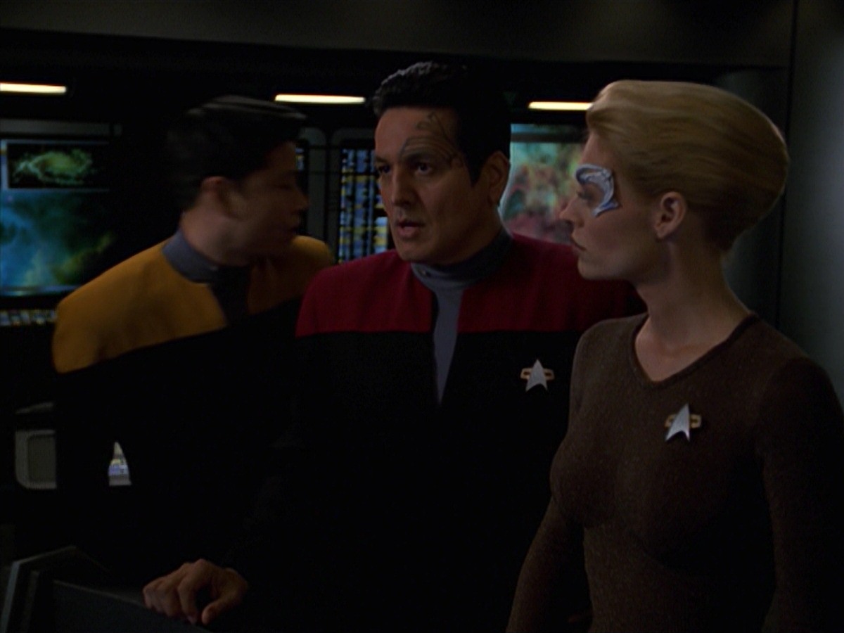 extant_StarTrek_VOY_7x24-RenaissanceMan_1920.jpg