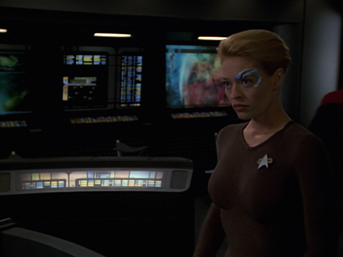 extant_StarTrek_VOY_7x24-RenaissanceMan_1924.jpg