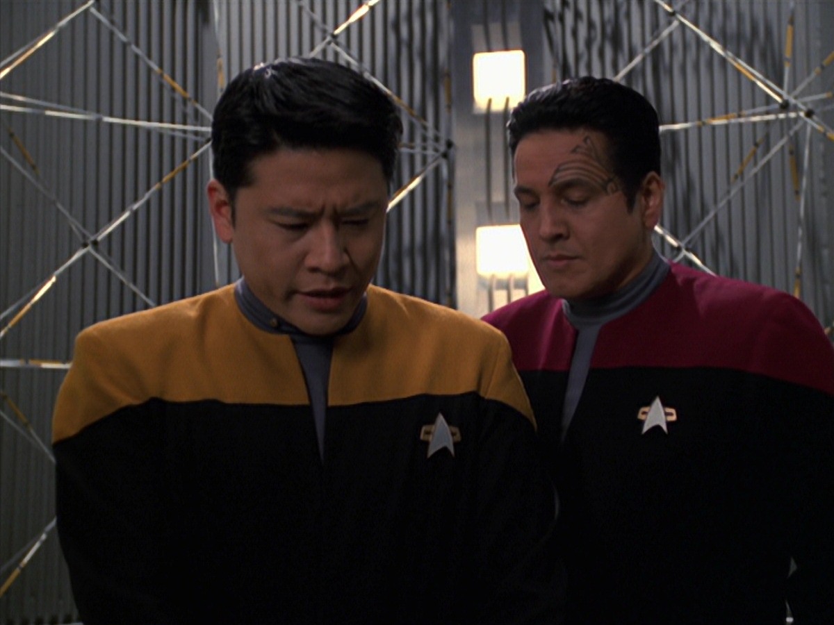 extant_StarTrek_VOY_7x24-RenaissanceMan_1969.jpg