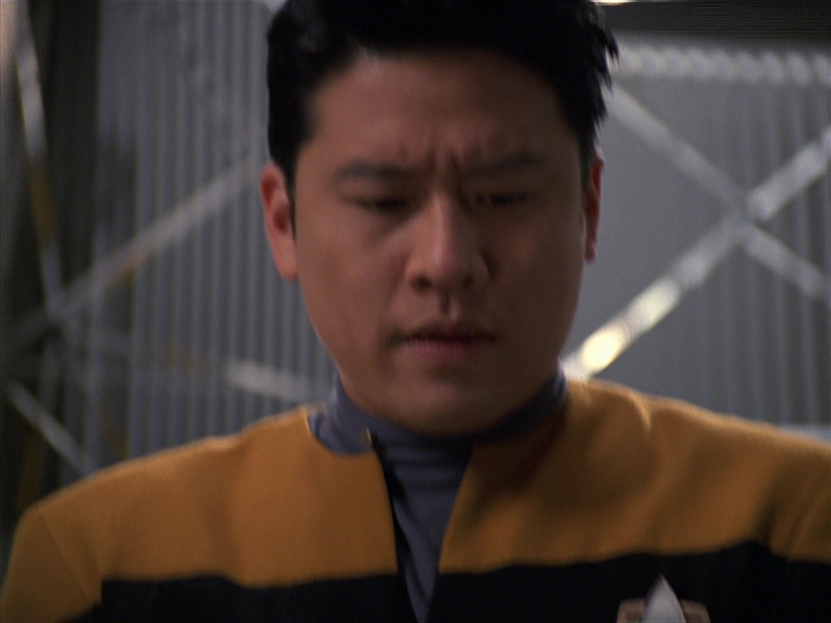 extant_StarTrek_VOY_7x24-RenaissanceMan_1978.jpg