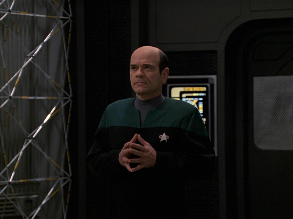 extant_StarTrek_VOY_7x24-RenaissanceMan_1982.jpg