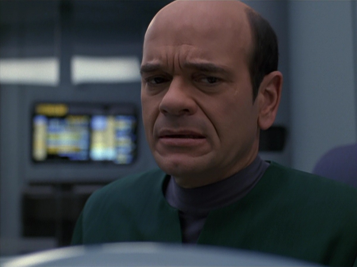 extant_StarTrek_VOY_7x24-RenaissanceMan_2019.jpg