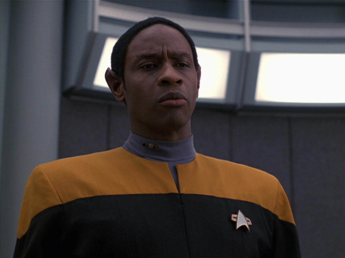extant_StarTrek_VOY_7x24-RenaissanceMan_2082.jpg