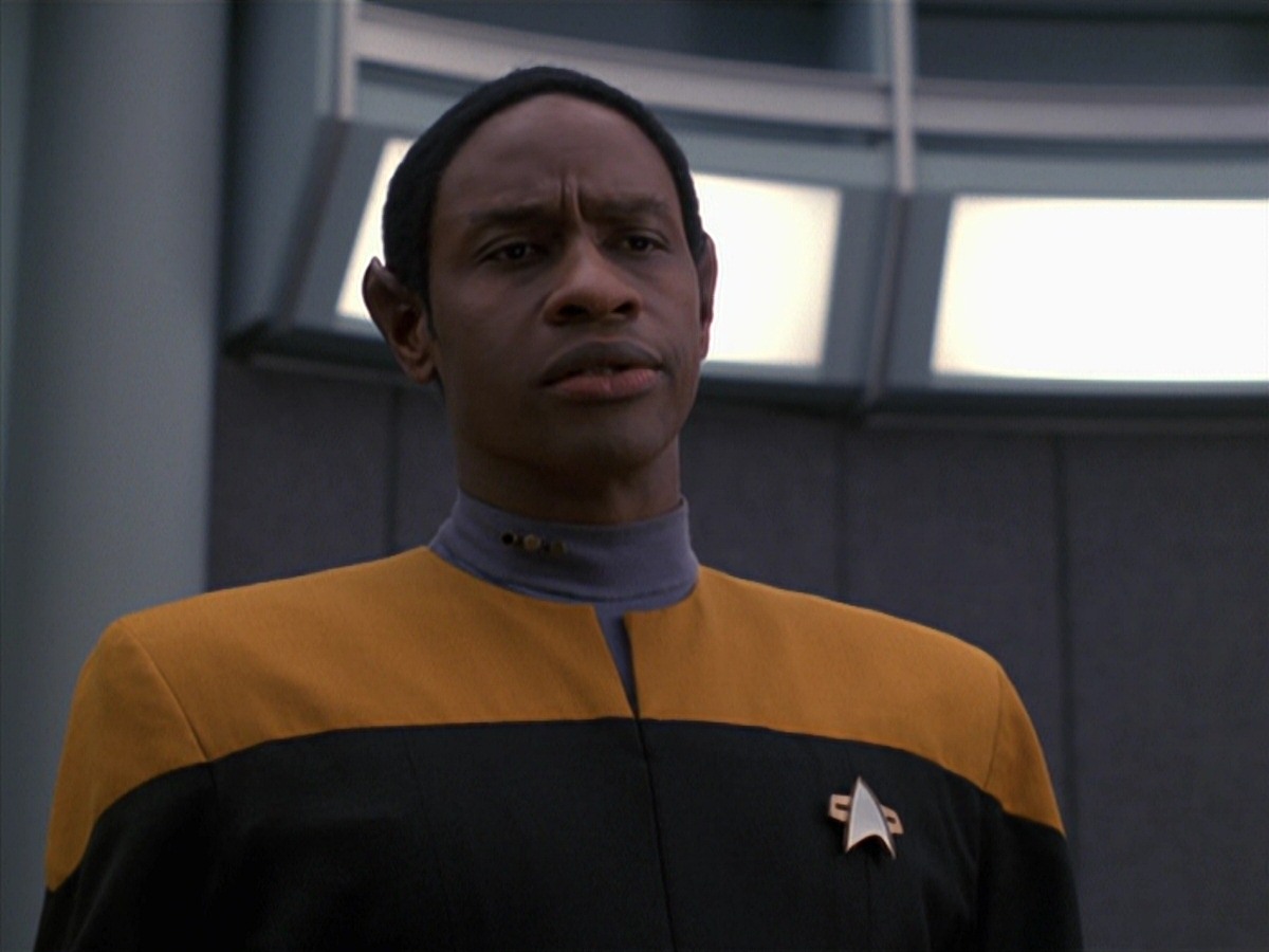 extant_StarTrek_VOY_7x24-RenaissanceMan_2088.jpg