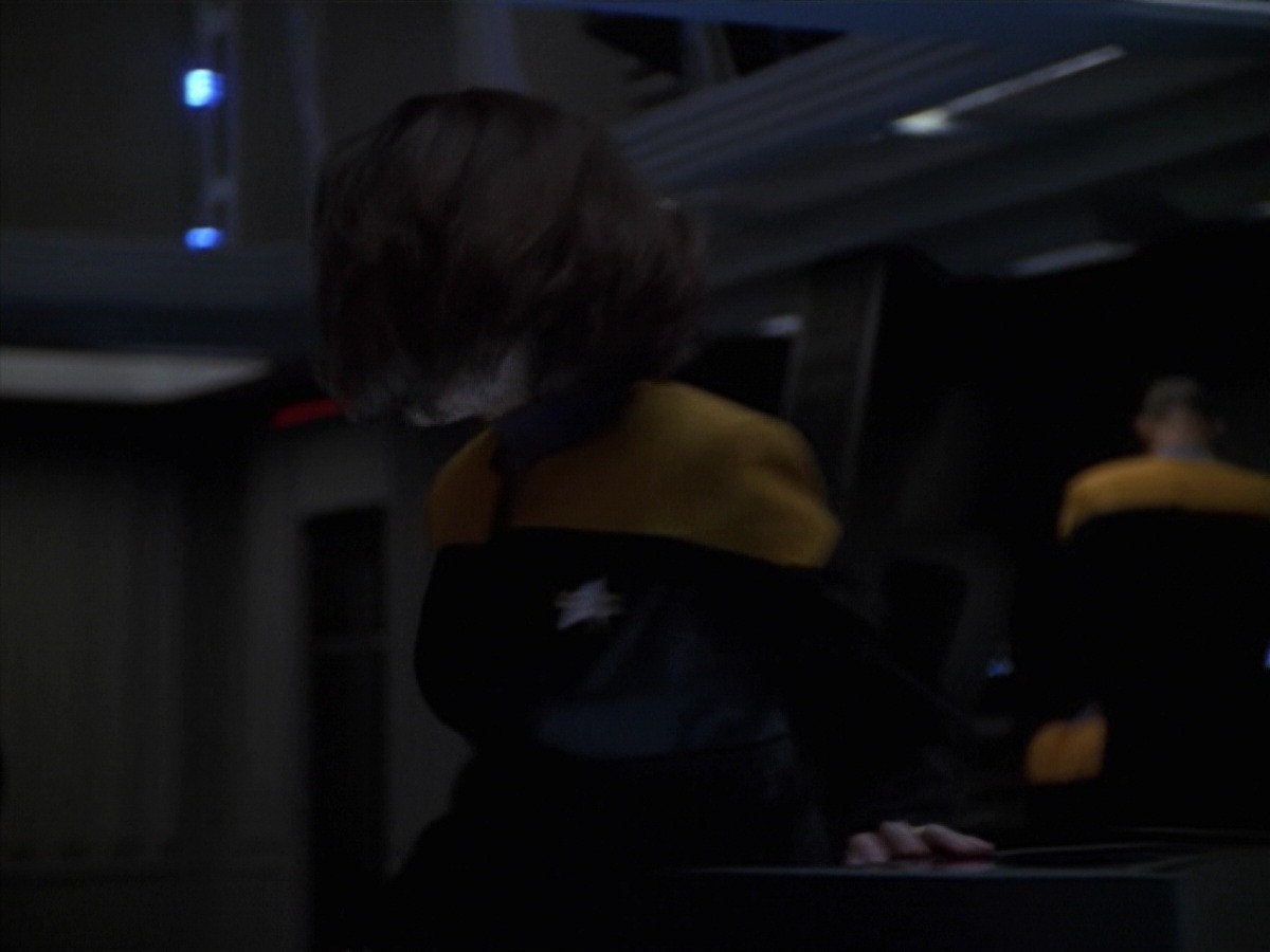 extant_StarTrek_VOY_7x24-RenaissanceMan_2199.jpg