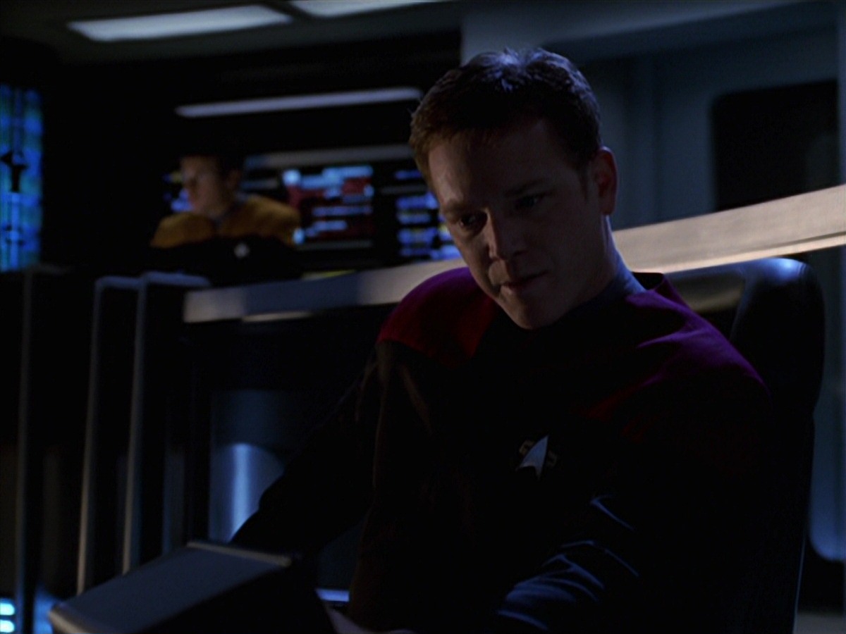 extant_StarTrek_VOY_7x24-RenaissanceMan_2241.jpg