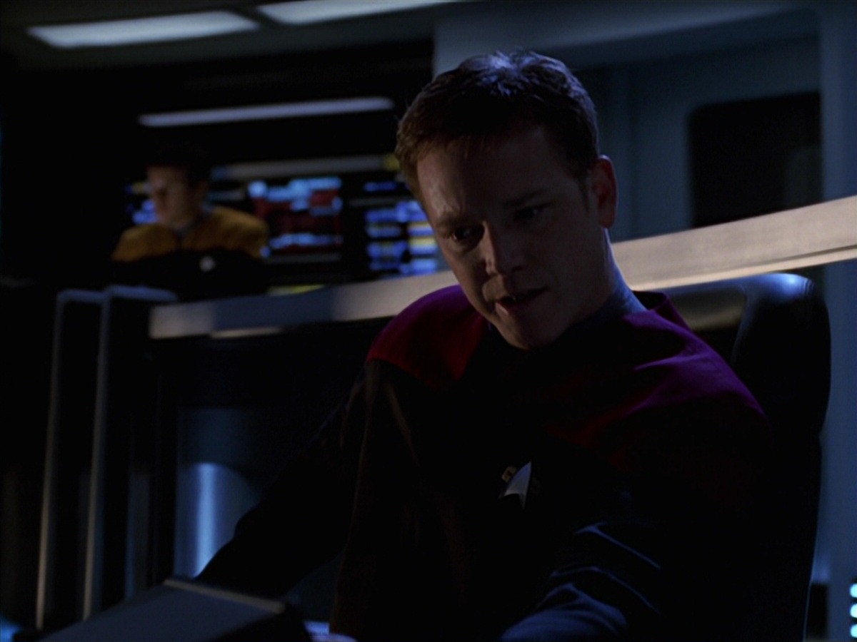 extant_StarTrek_VOY_7x24-RenaissanceMan_2242.jpg