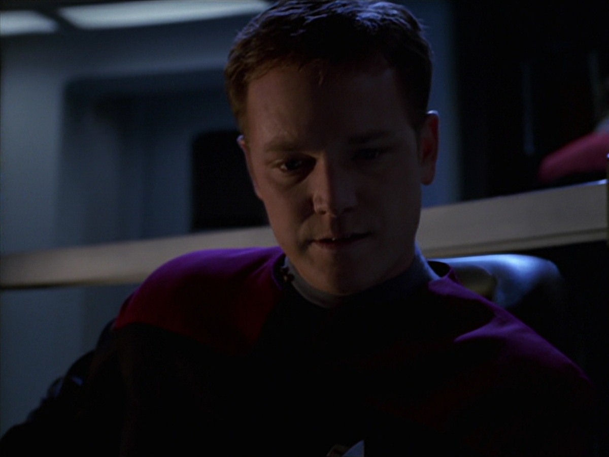 extant_StarTrek_VOY_7x24-RenaissanceMan_2249.jpg