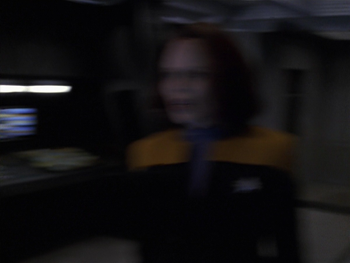 extant_StarTrek_VOY_7x24-RenaissanceMan_2284.jpg