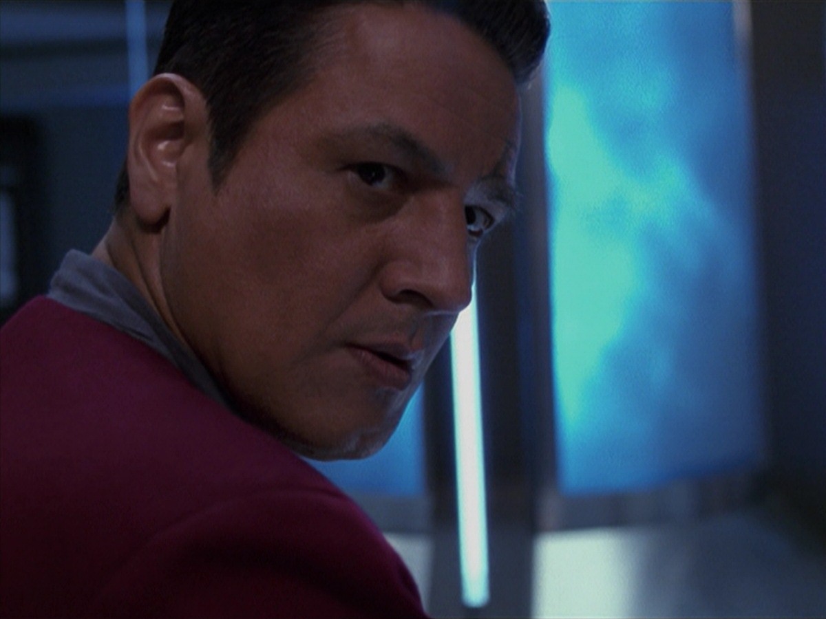 extant_StarTrek_VOY_7x24-RenaissanceMan_2300.jpg
