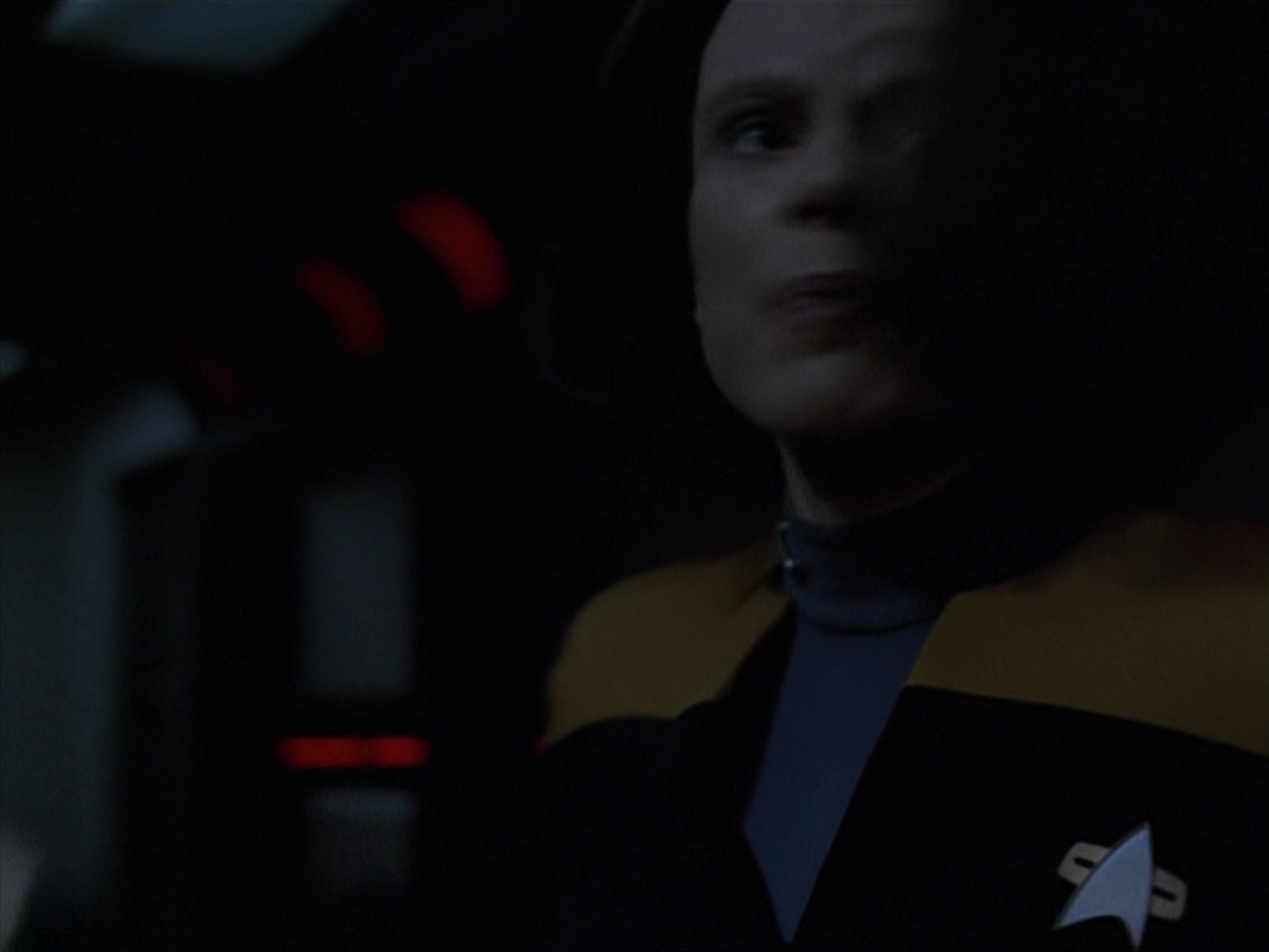 extant_StarTrek_VOY_7x24-RenaissanceMan_2401.jpg