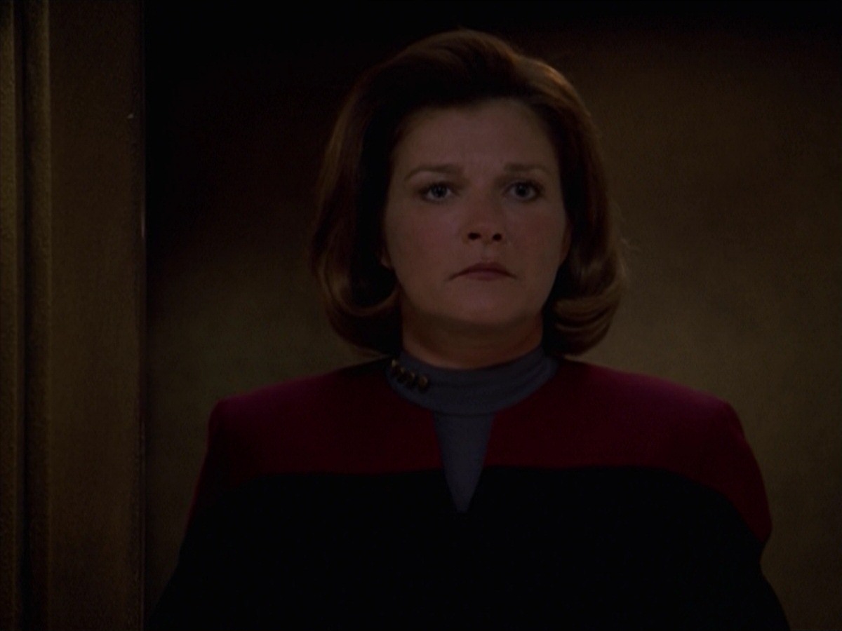 extant_StarTrek_VOY_7x24-RenaissanceMan_2430.jpg