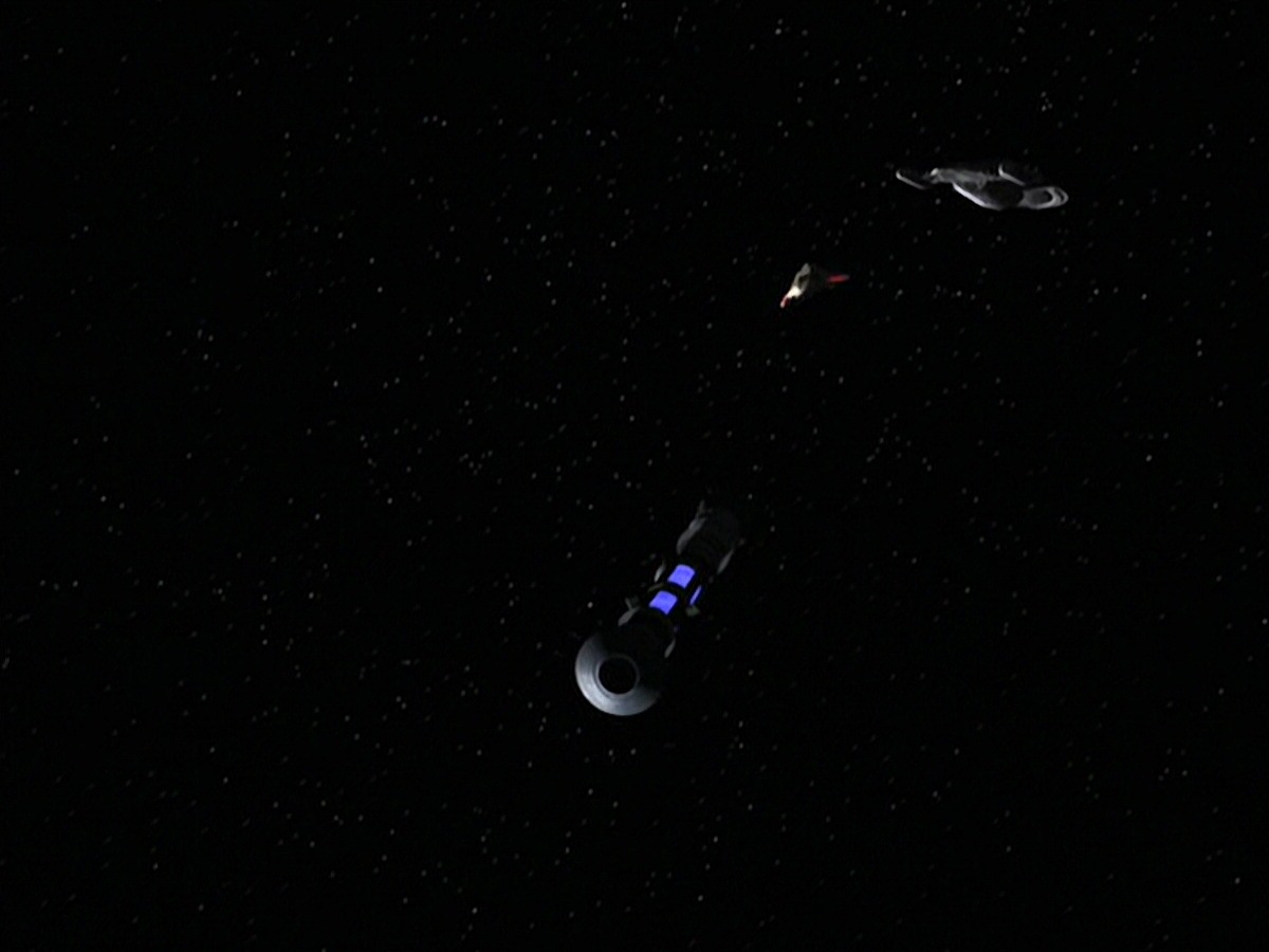 extant_StarTrek_VOY_7x24-RenaissanceMan_2441.jpg