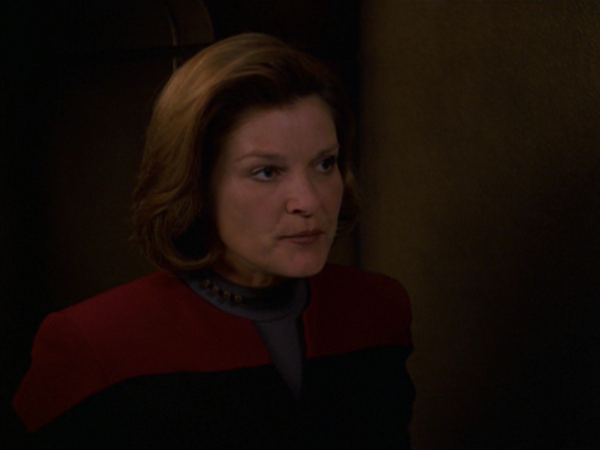 extant_StarTrek_VOY_7x24-RenaissanceMan_2676.jpg