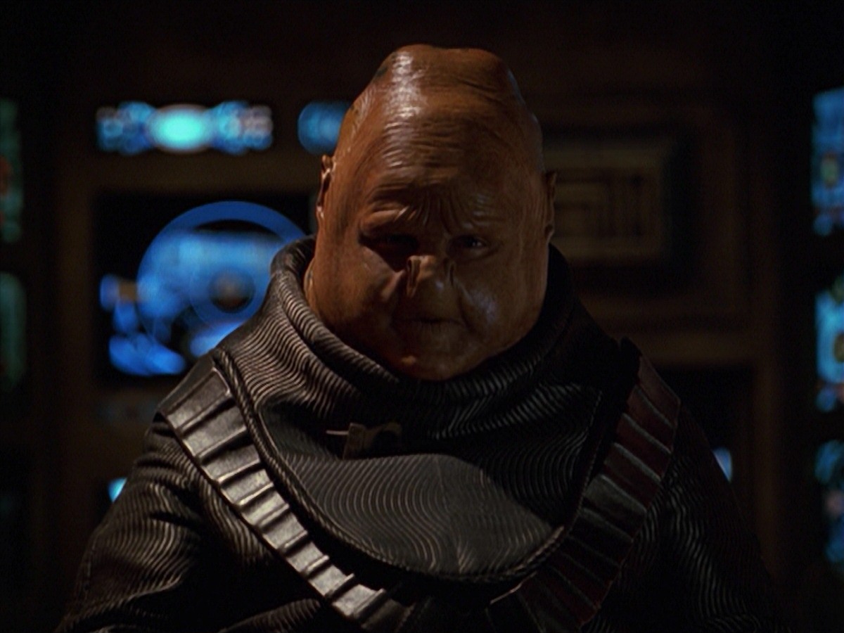 extant_StarTrek_VOY_7x24-RenaissanceMan_2688.jpg