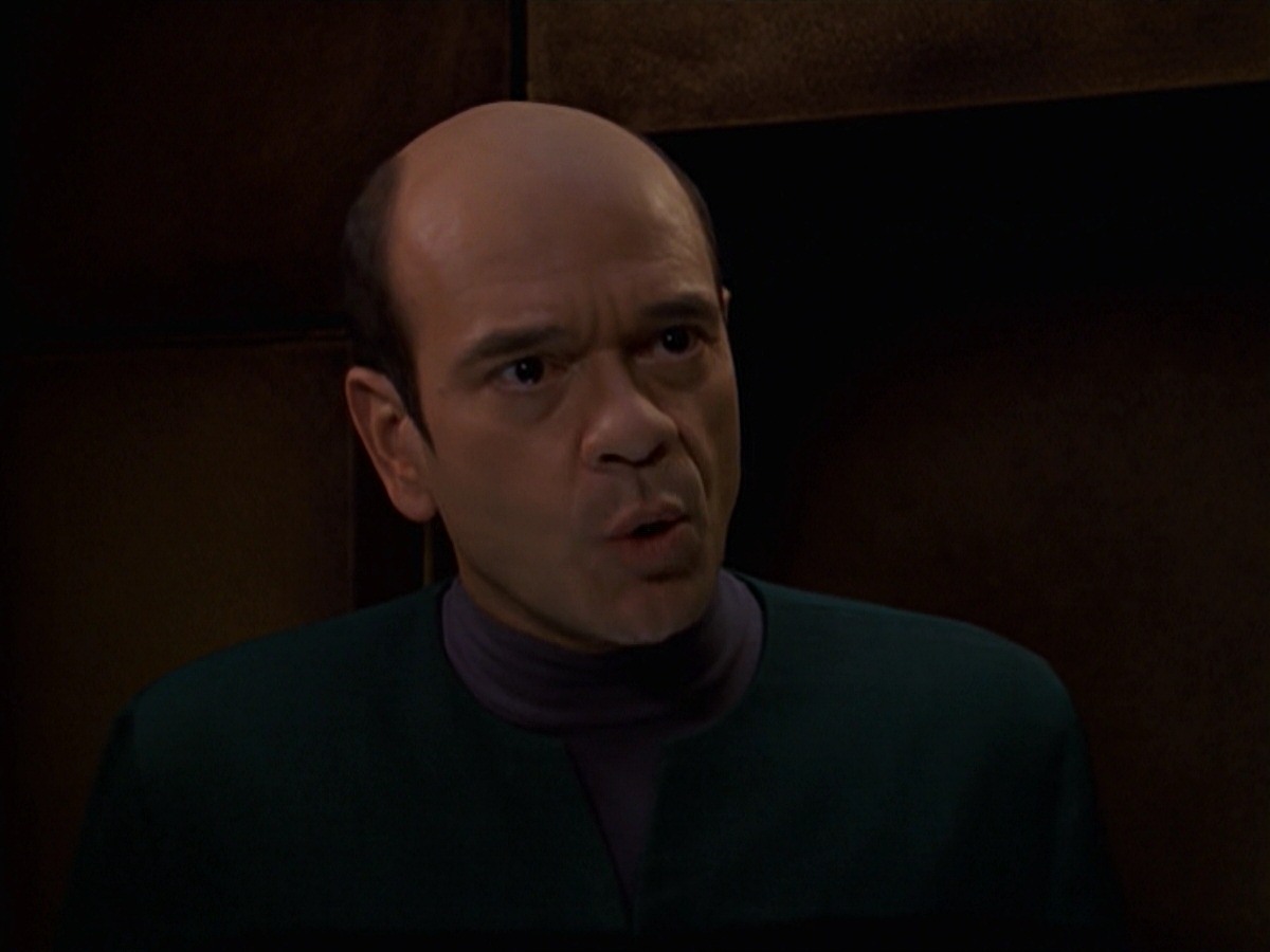 extant_StarTrek_VOY_7x24-RenaissanceMan_2734.jpg