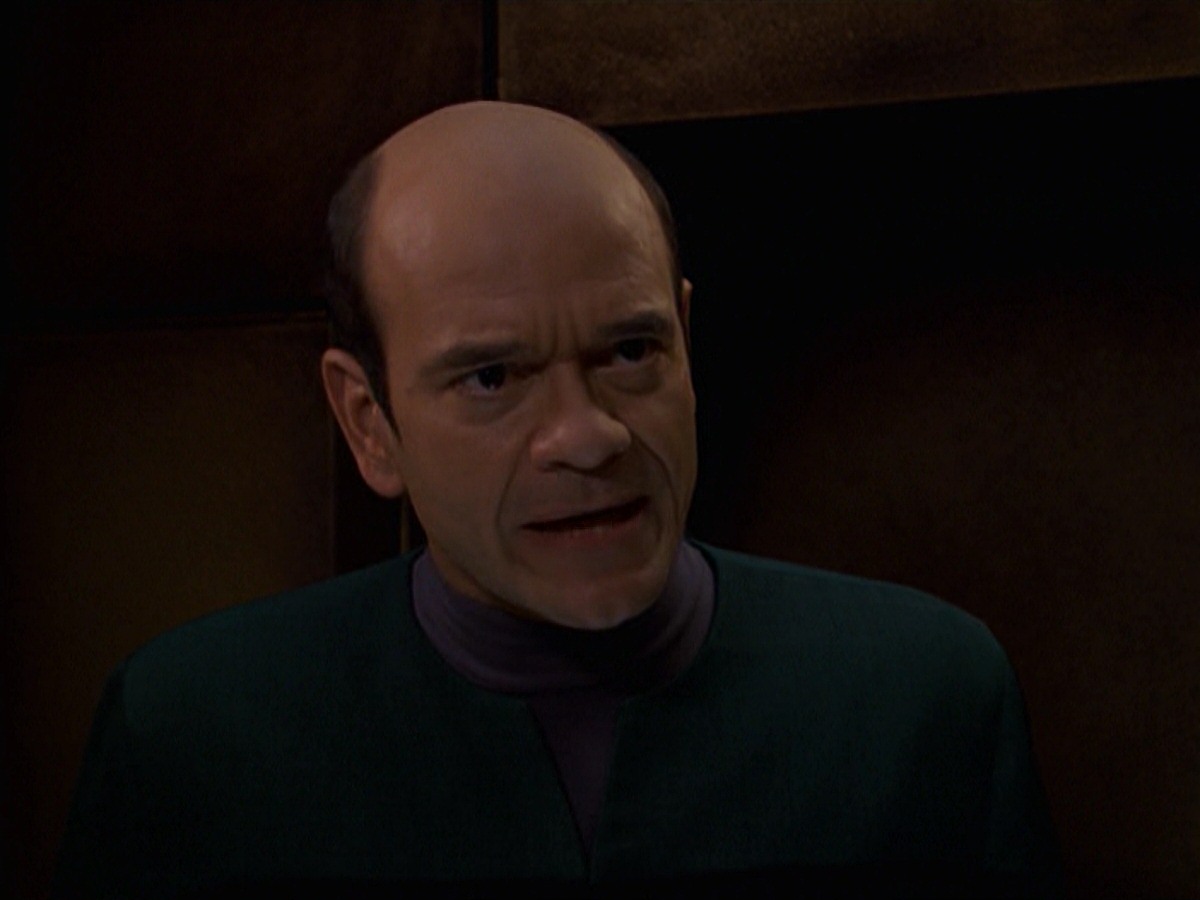 extant_StarTrek_VOY_7x24-RenaissanceMan_2736.jpg
