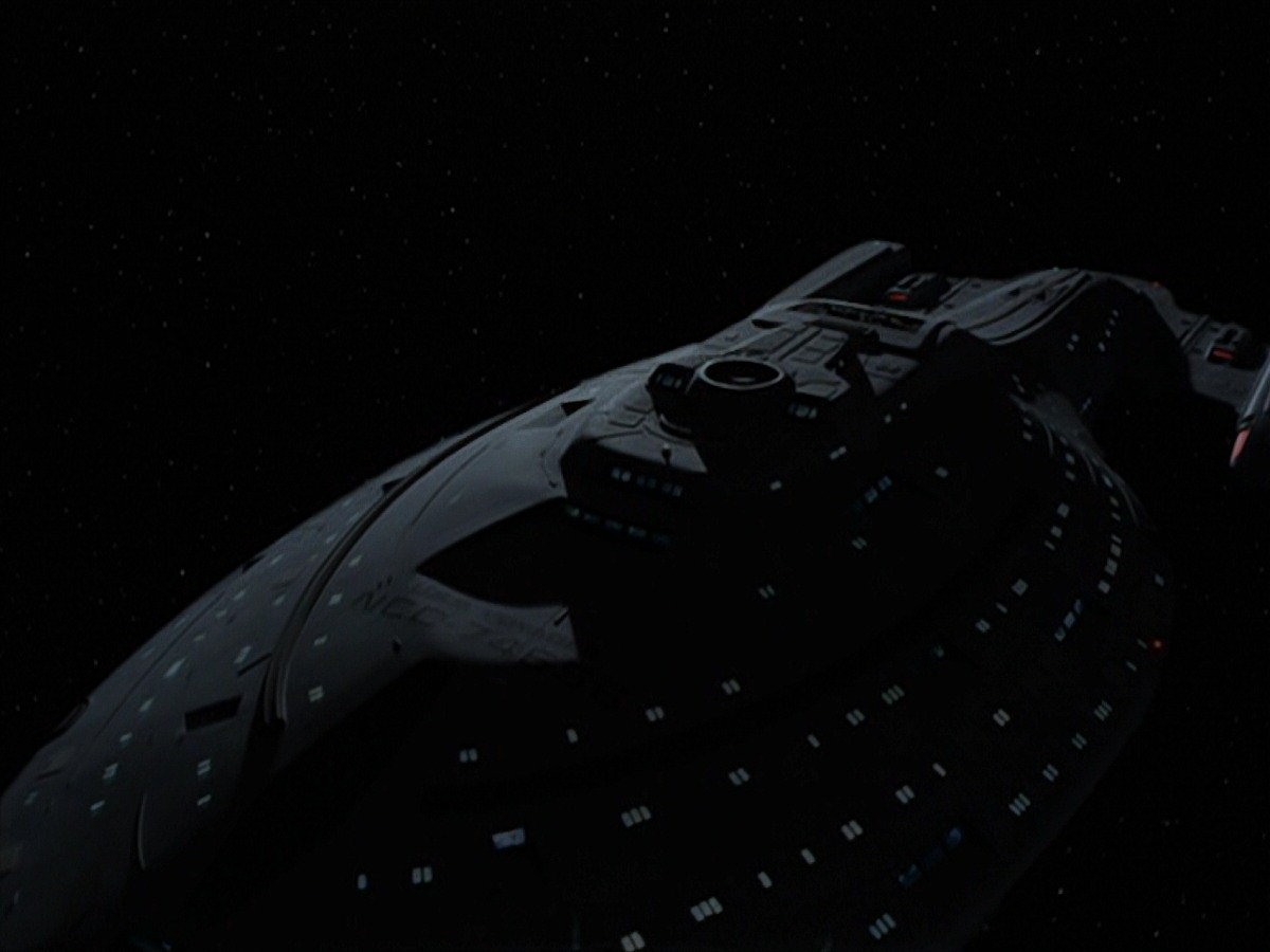 extant_StarTrek_VOY_7x24-RenaissanceMan_2750.jpg