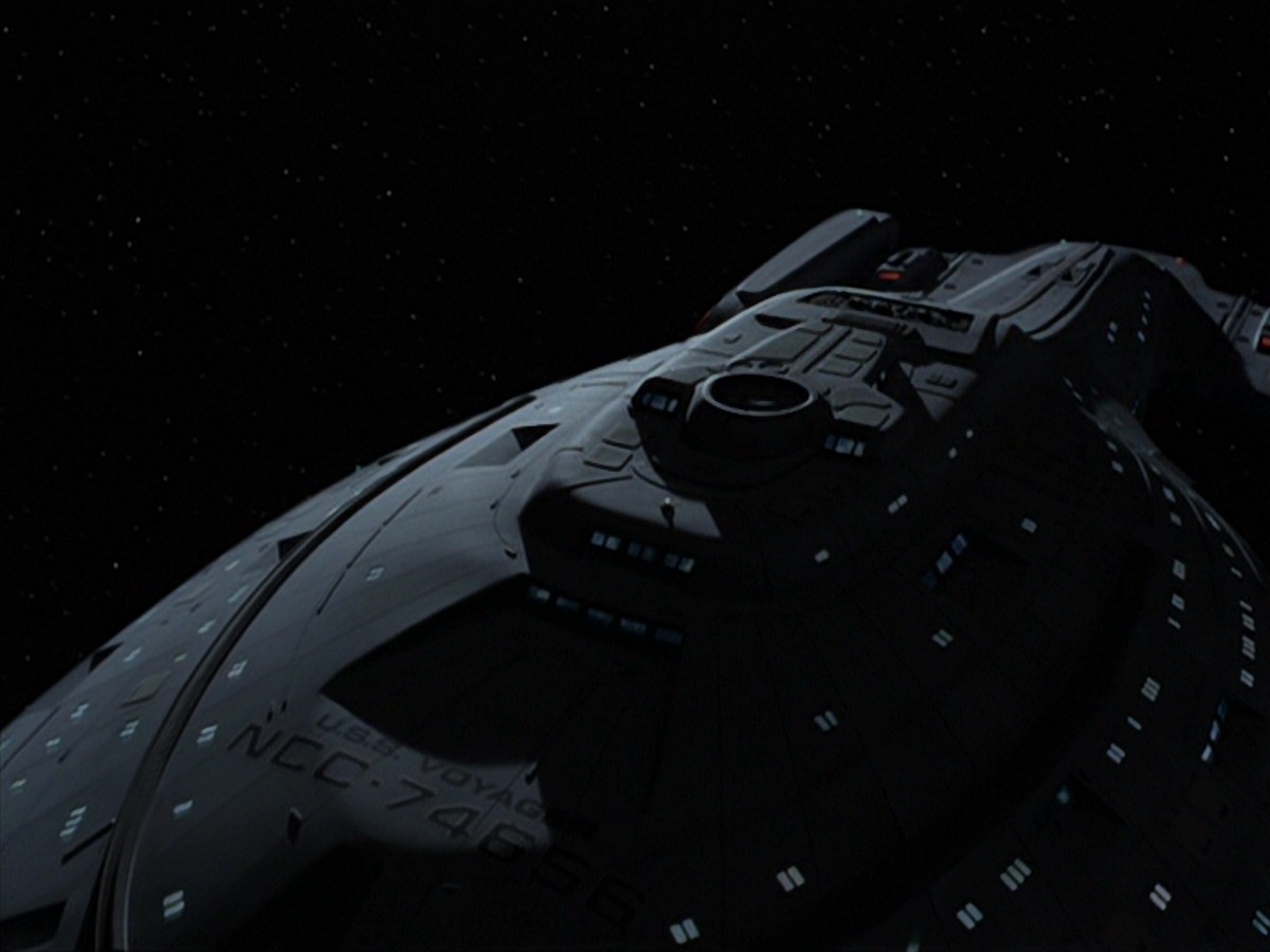 extant_StarTrek_VOY_7x24-RenaissanceMan_2755.jpg