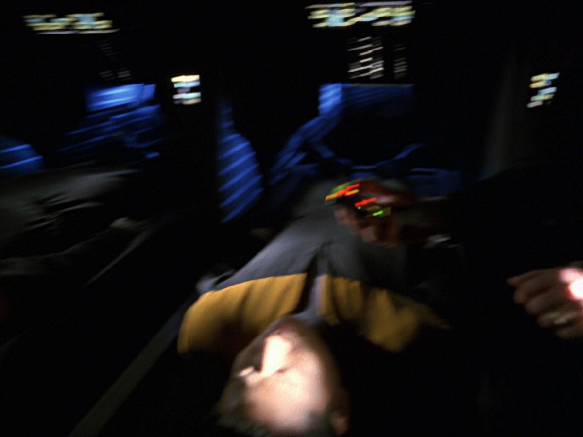 extant_StarTrek_VOY_7x24-RenaissanceMan_2801.jpg